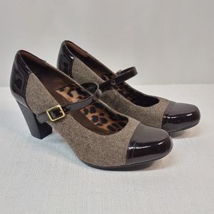 Clarks Women's Brown Bendable Wool Heels Shoes Size 10M
